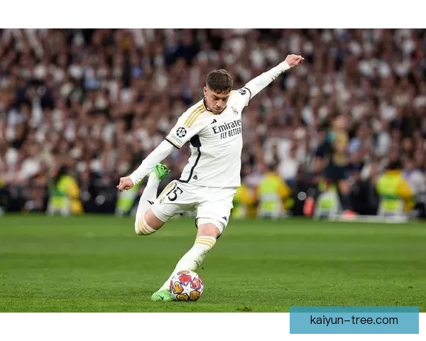 巴尔韦德获得乌拉圭年度最佳，状态回暖引发关注